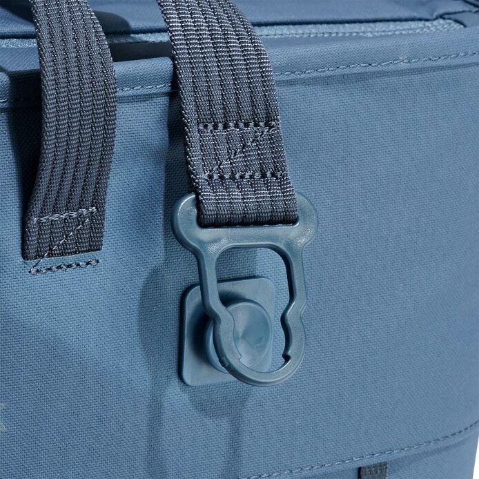 carryouttm-soft-cooler-tote-20-l-a5 250815_hydro_cooler_details_14839_2.jpg