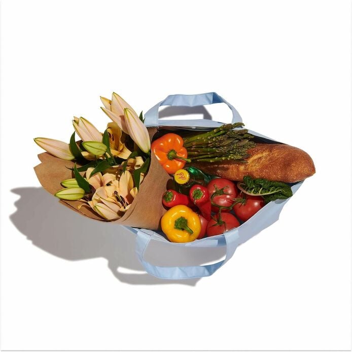 20-l-tag-along-tote-p9 group_98_1.jpg