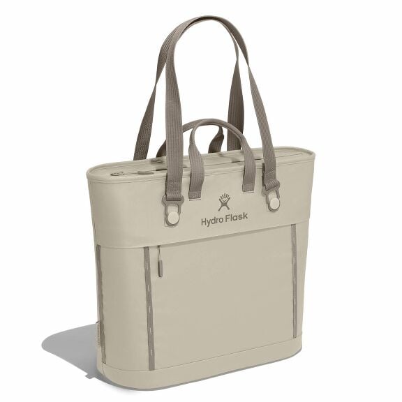 carryouttm-soft-cooler-tote-20-l-a5 midiit114-carryout-tote-20l-oat-angled.jpg