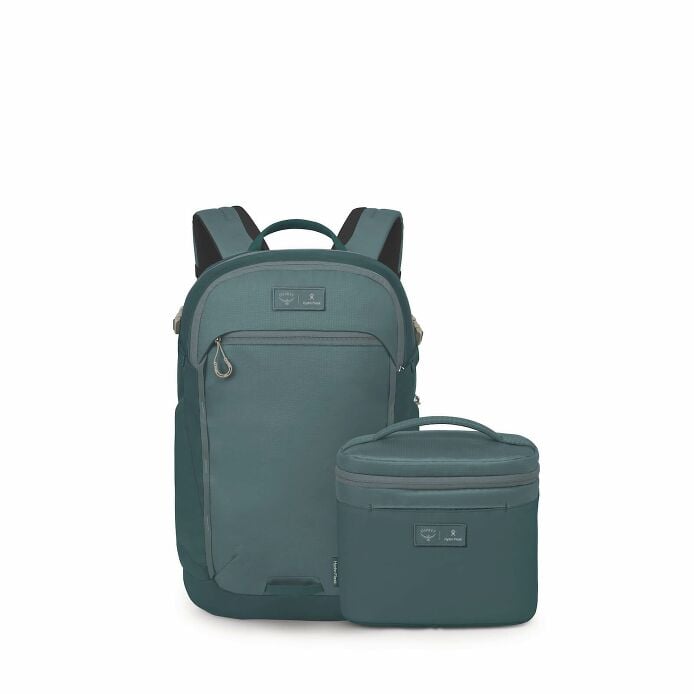 osprey-axis-x-hydro-flask-campus-essentials-bundle-v3 ospreyaxis_hydroflask5l_lunch_bag_f25_front_cascade_10007249.jpg